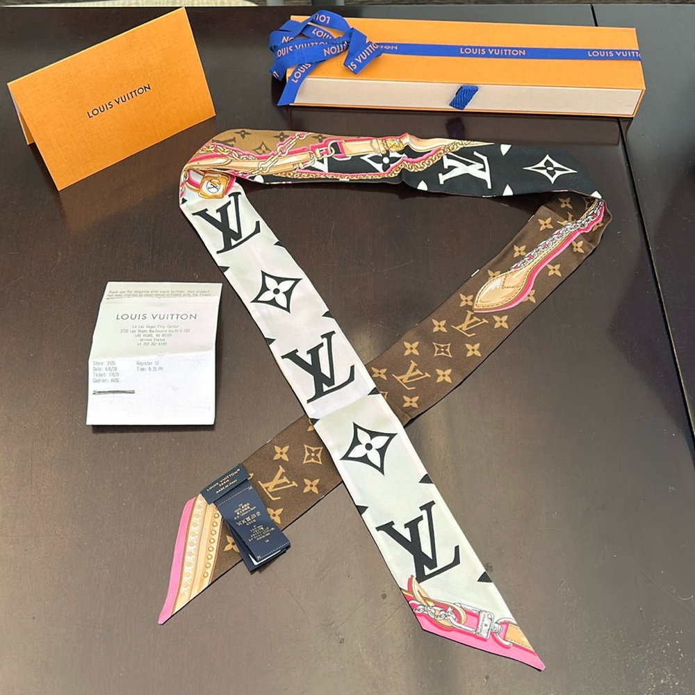Louis Vuitton Monogram BB Scarf